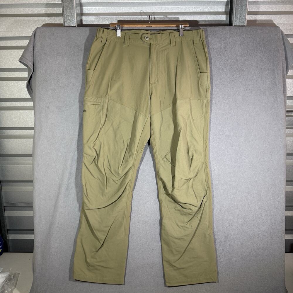 Patagonia Men’s XL Hiking Cargo Pants Tan Stretch Outdoor Trail Nylon Work Hike